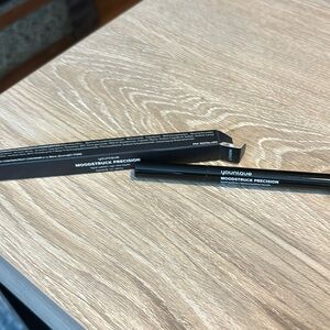 Younique Moonsyrucj precision liquid eyeliner- perfect